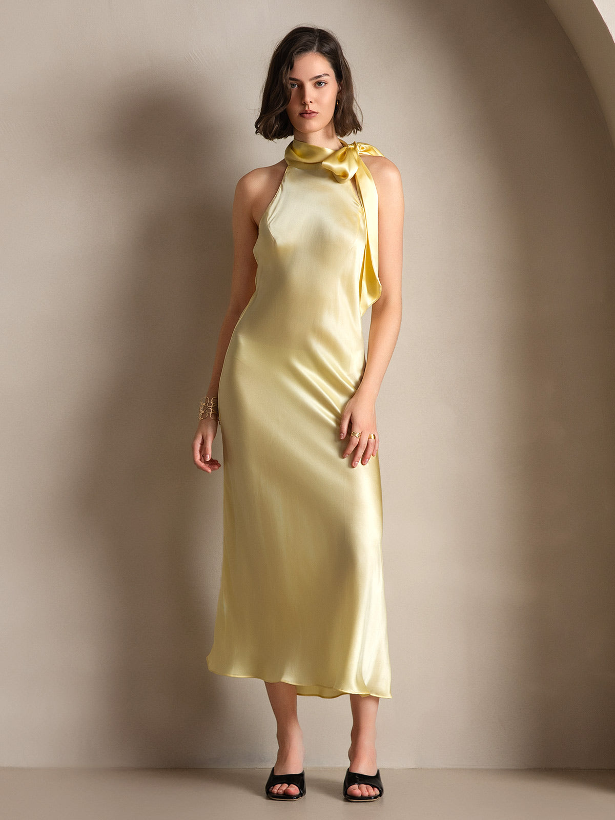 19Momme Soie Nouer Col Robe 19Momme Soie Nouer Col Robe