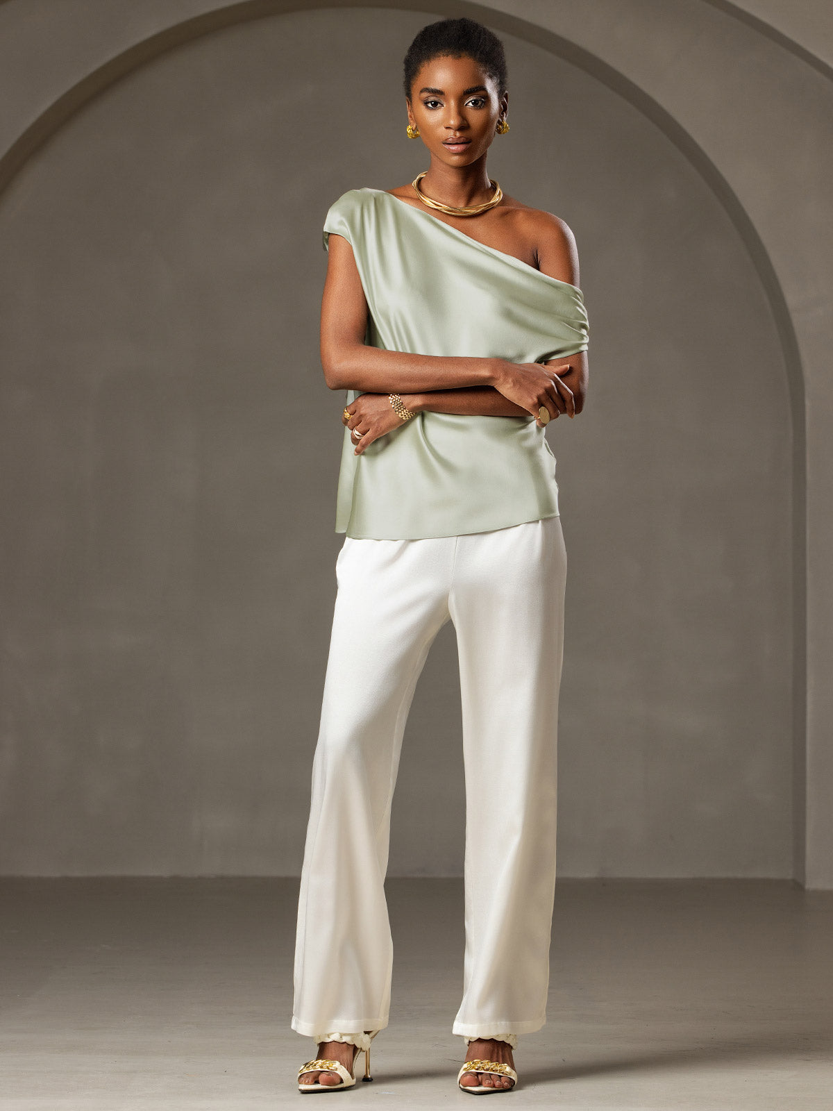 19Momme Soie Chic Unique Épaule Blouse 19Momme Soie Chic Unique Épaule Blouse