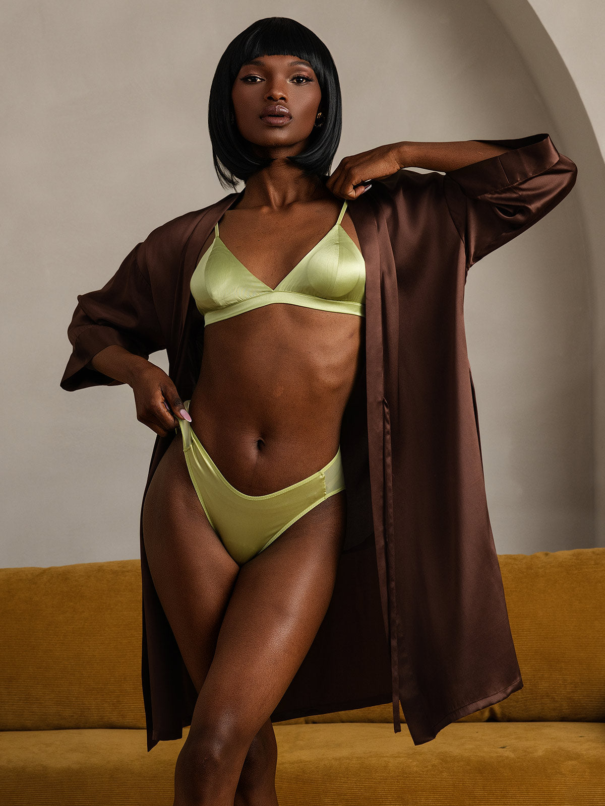 Kimono Peignoir Portefeuille Ceinturée en Pure Soie pour Femme Kimono Peignoir Portefeuille Ceinturée en Pure Soie pour Femme