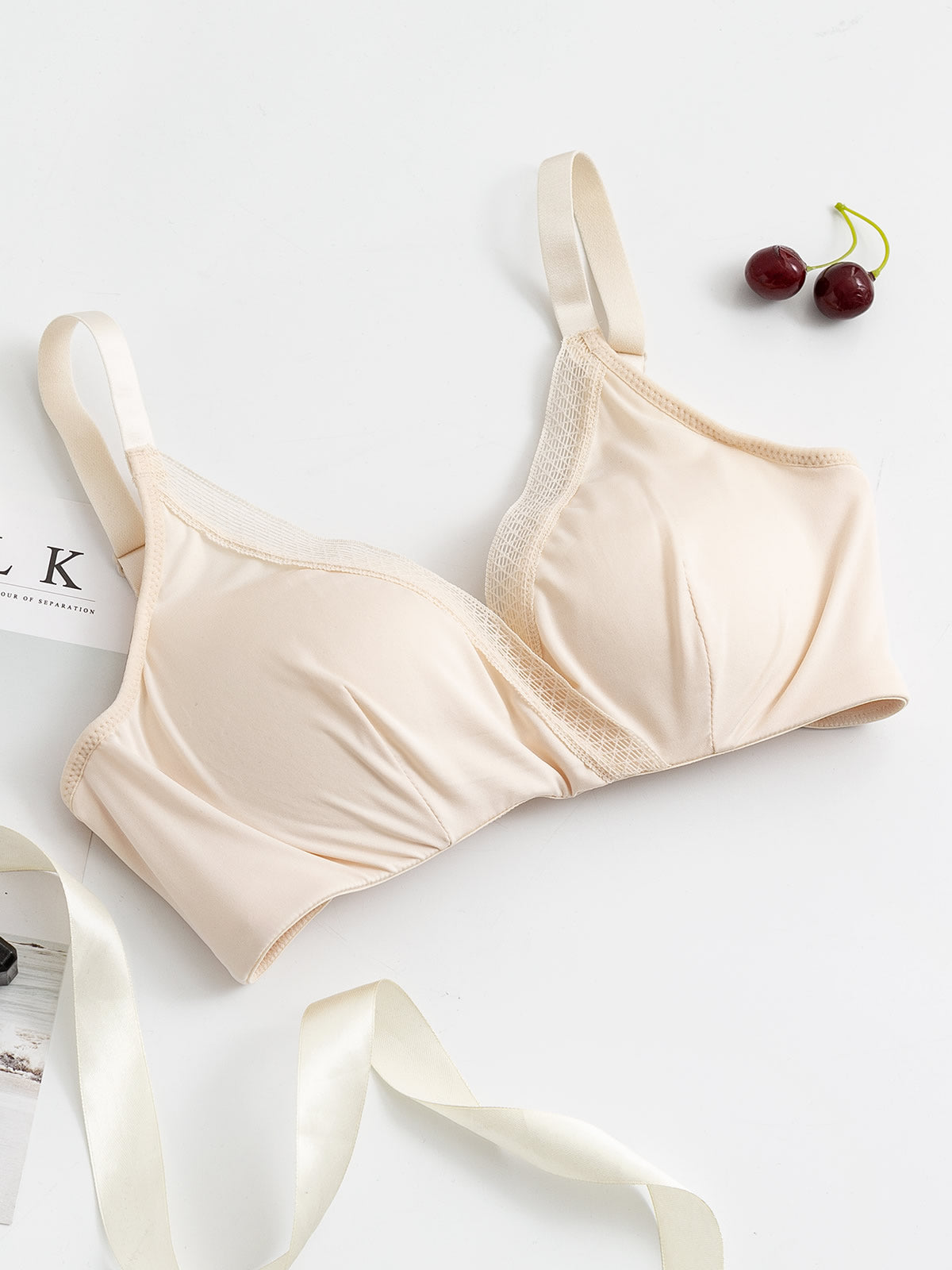 Soutien-gorge confortable en Dentelle Mélangée de soie (Culotte non incluse)