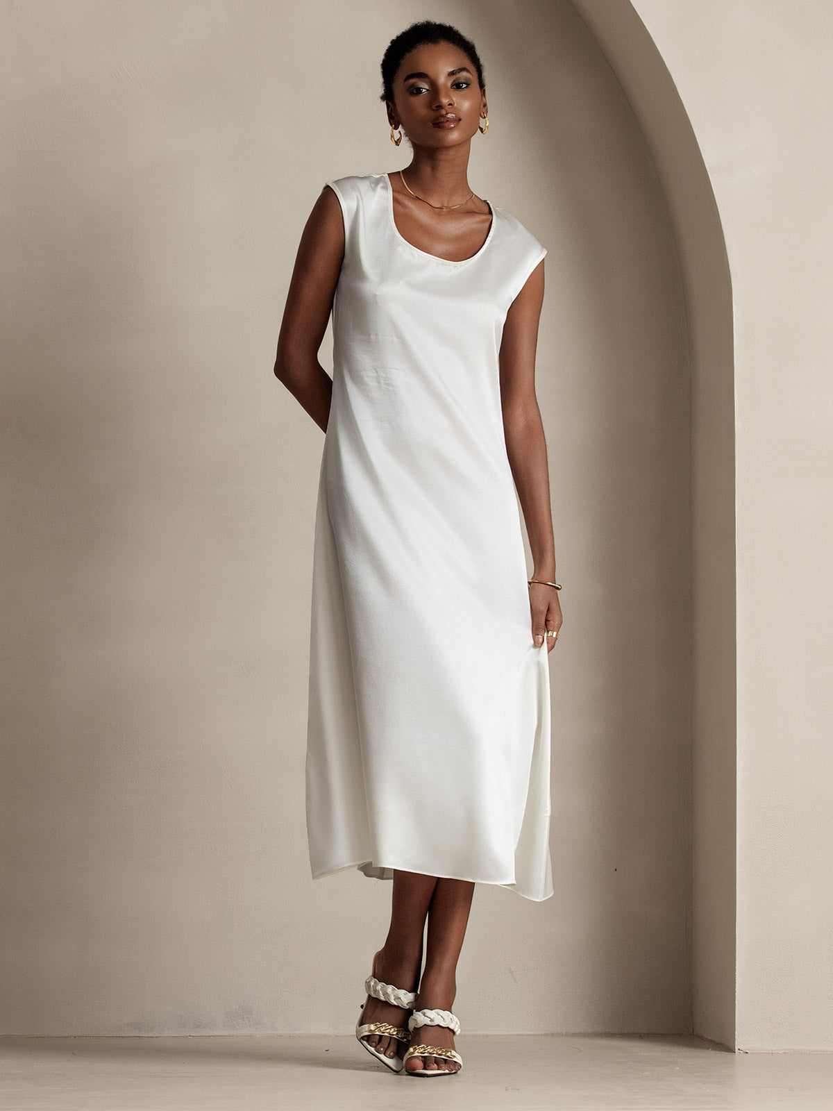 19Momme Soie Col U Sans Manches Robe 19Momme Soie Col U Sans Manches Robe