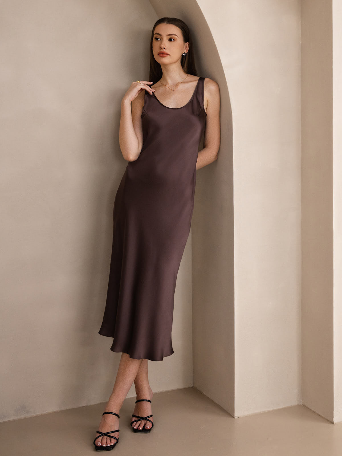 Pure Soie Sangle Larges Sans Manches Longue Robe Pure Soie Sangle Larges Sans Manches Longue Robe
