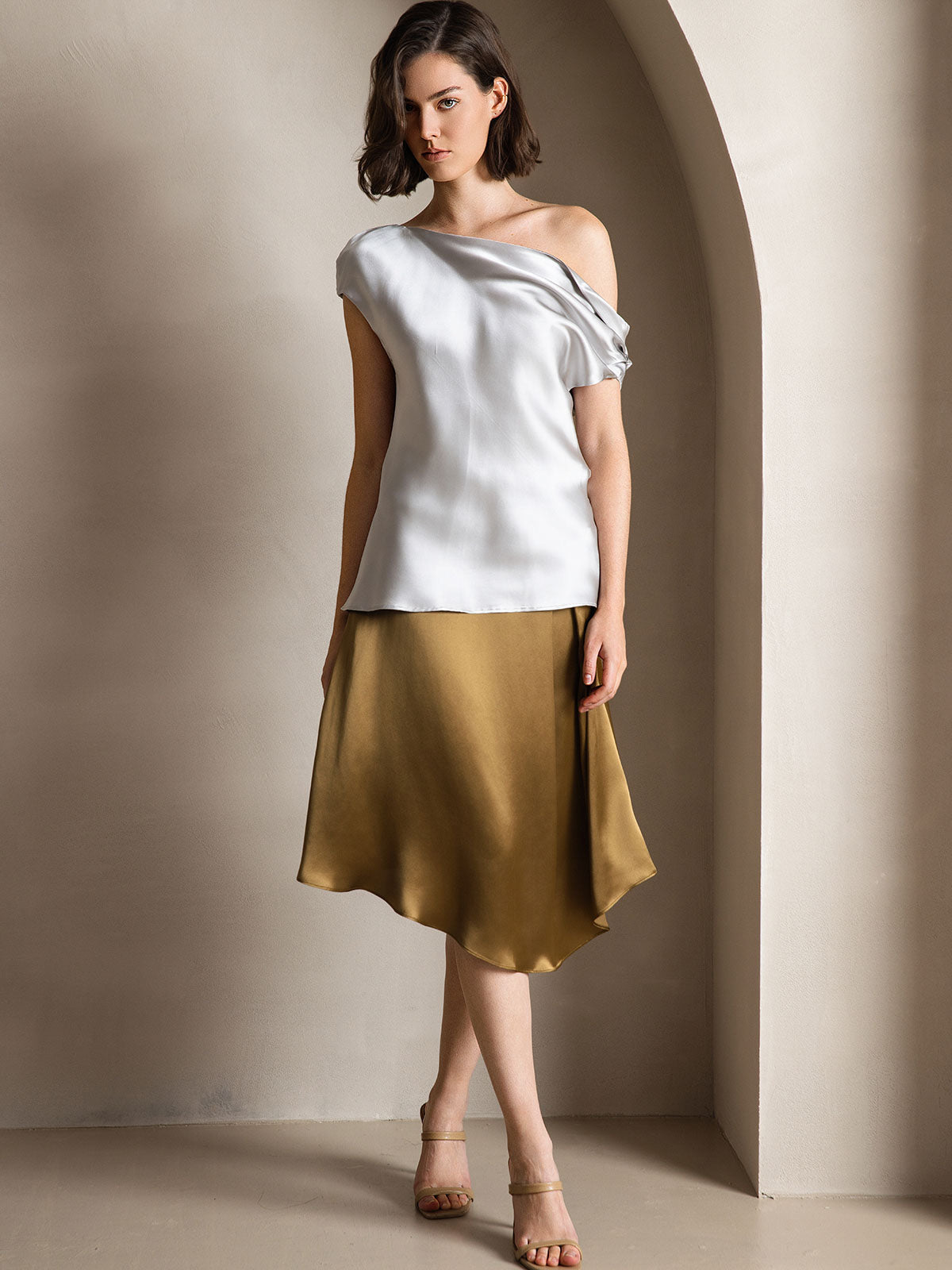 19Momme Soie Chic Unique Épaule Blouse 19Momme Soie Chic Unique Épaule Blouse