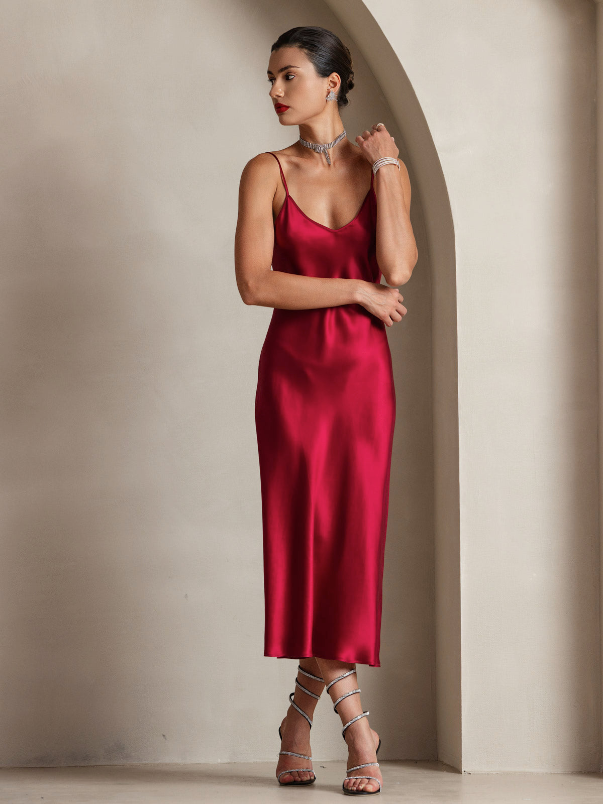 Robe Longue en Soie avec Bretelles Spaghetti Robe Longue en Soie avec Bretelles Spaghetti