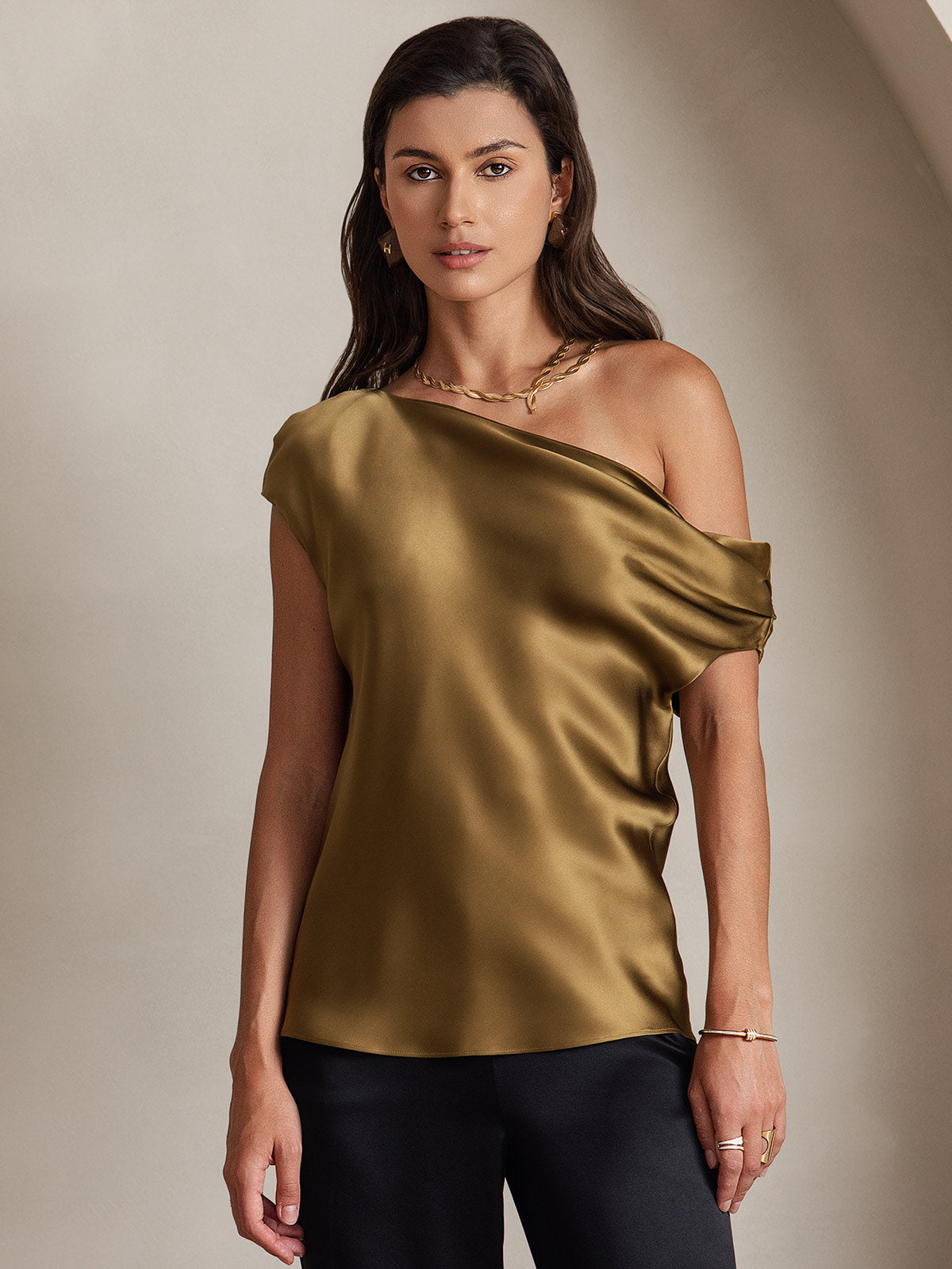 19Momme Soie Chic Unique Épaule Blouse 19Momme Soie Chic Unique Épaule Blouse