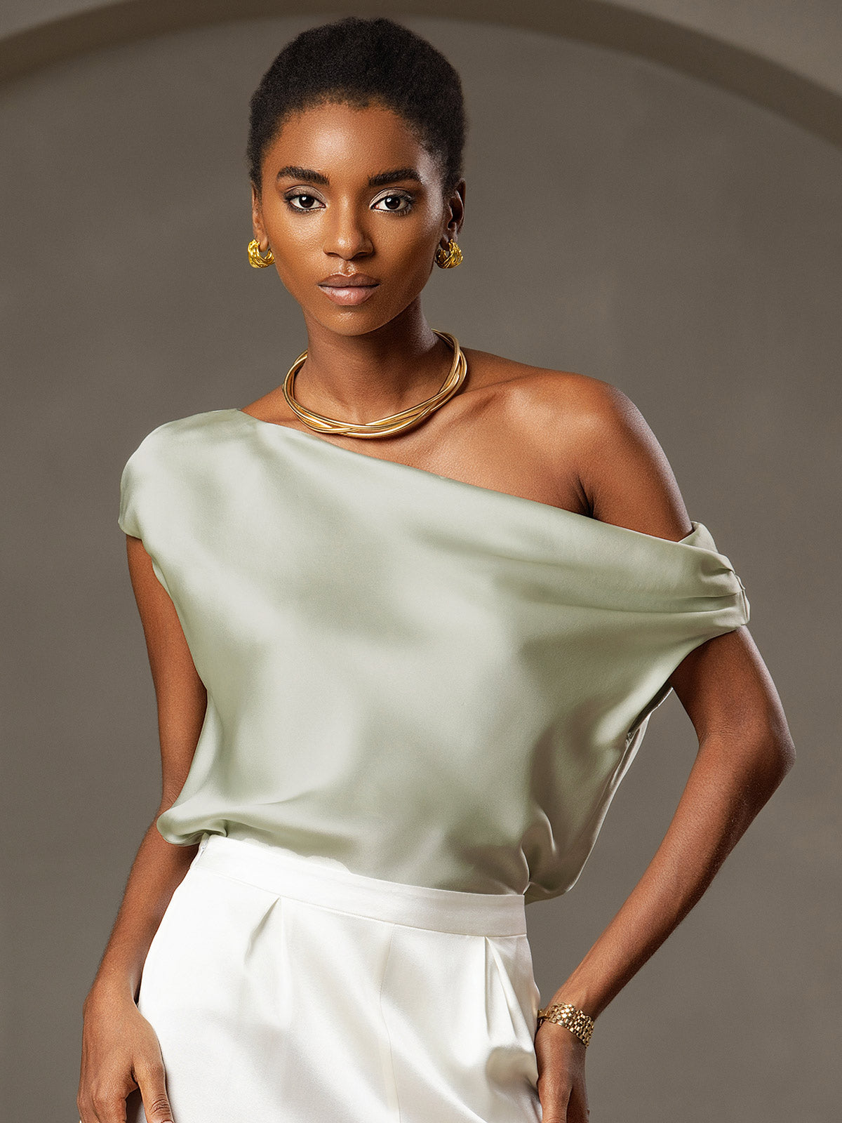 19Momme Soie Chic Unique Épaule Blouse