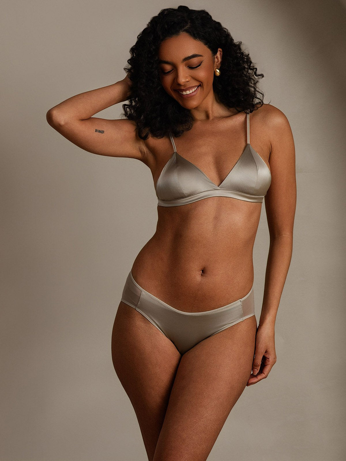 Pure Soie Ensemble soutien-gorge et culotte- 2 pièces Pure Soie Ensemble soutien-gorge et culotte- 2 pièces