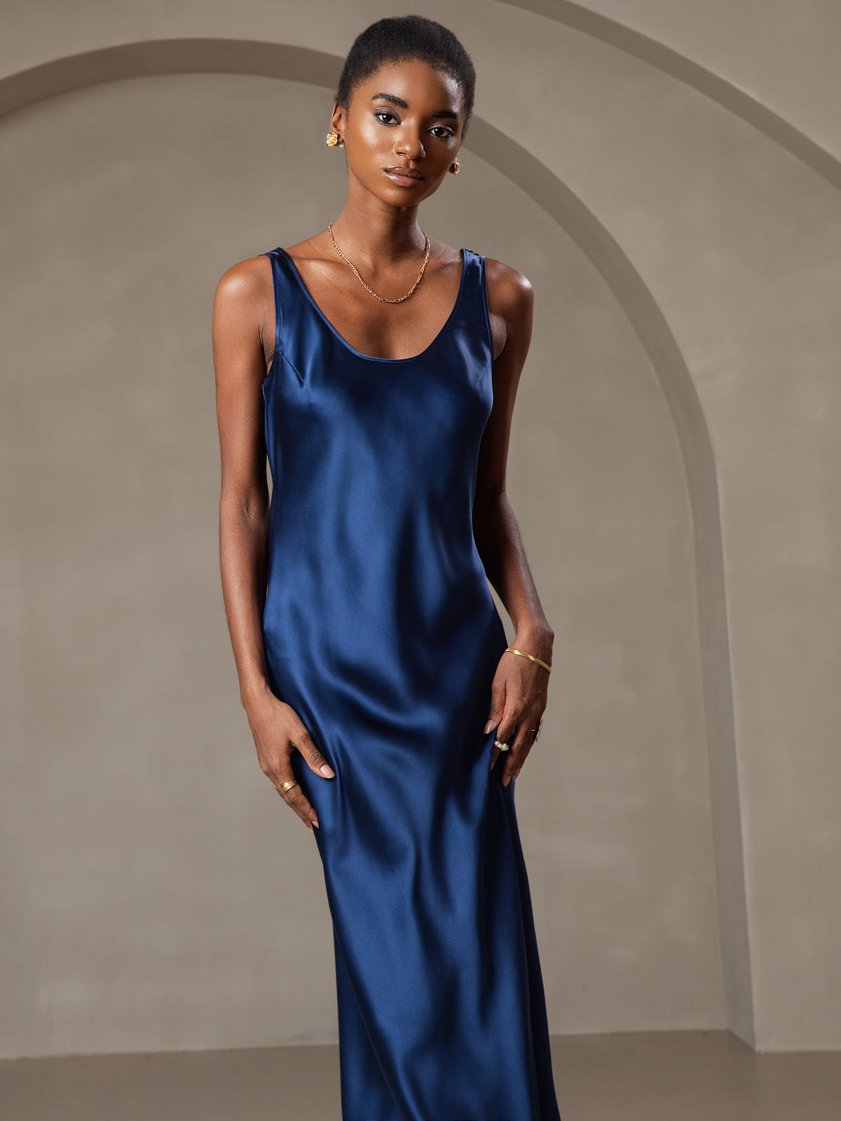 Pure Soie Sangle Larges Sans Manches Longue Robe Pure Soie Sangle Larges Sans Manches Longue Robe
