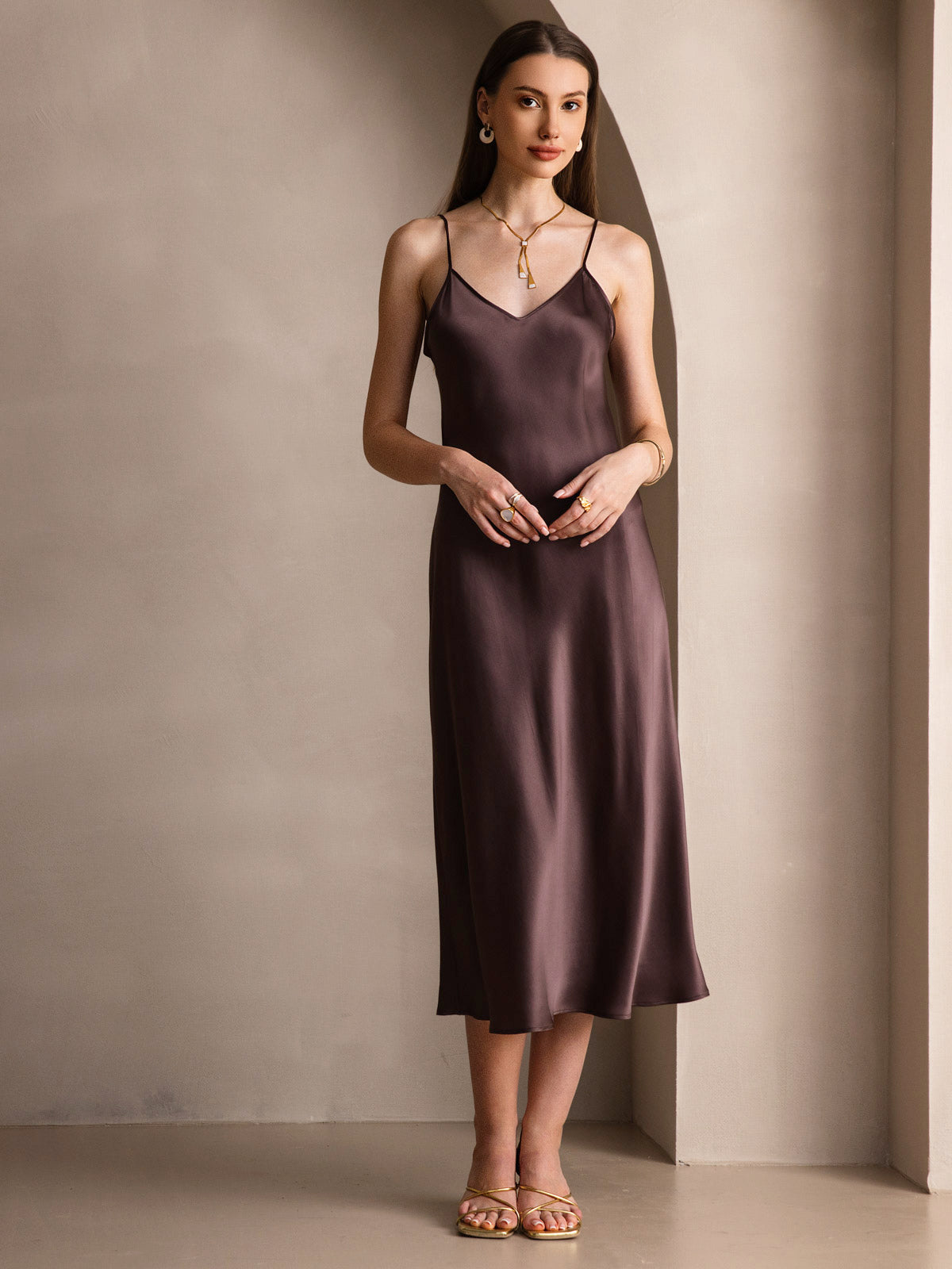 Robe Longue en Soie Pure avec Bretelles Spaghetti Robe Longue en Soie Pure avec Bretelles Spaghetti