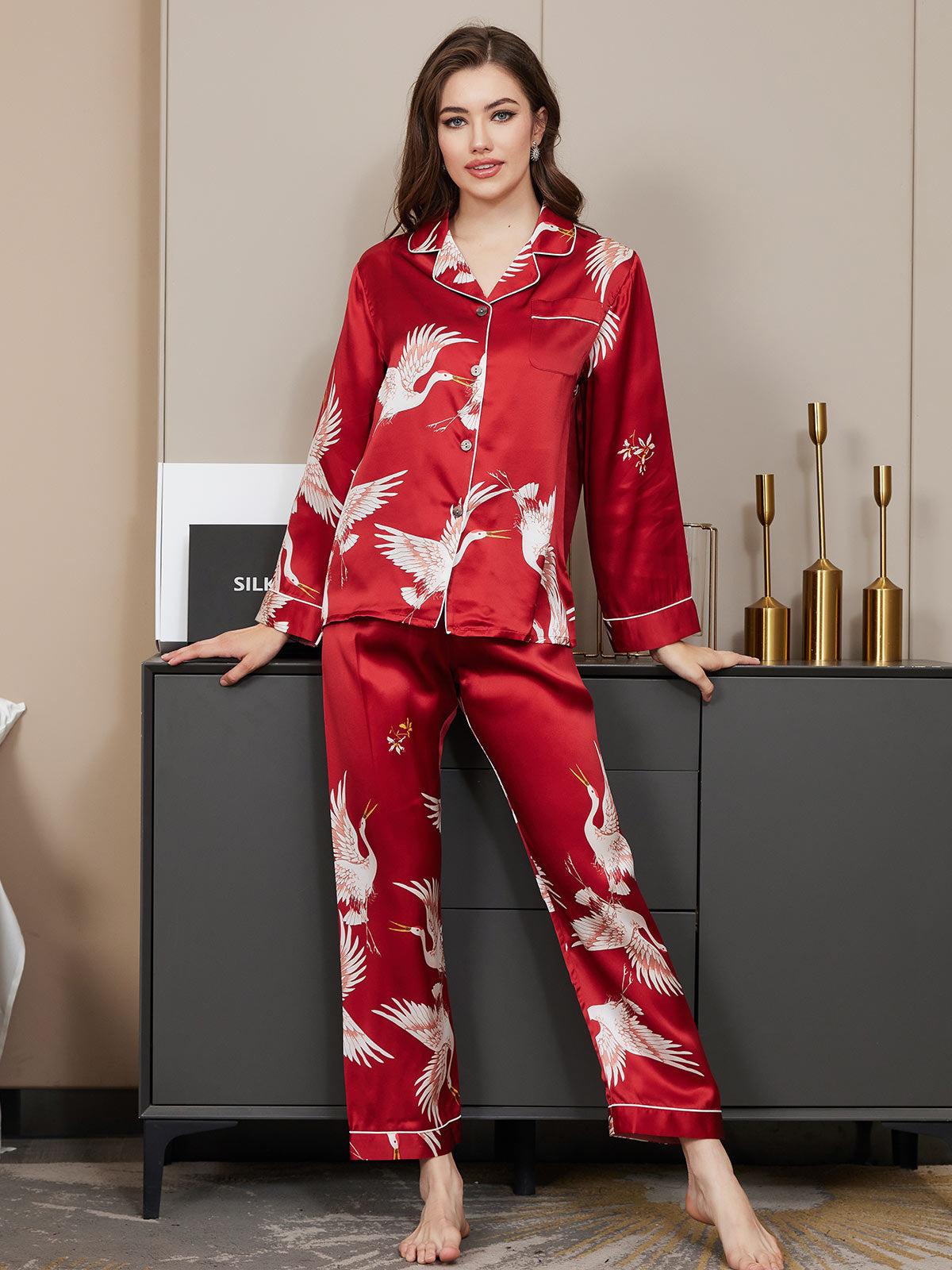 19Momme Ensemble Pyjama Long en Soie avec Imprimé Crane pour Femme 19Momme Ensemble Pyjama Long en Soie avec Imprimé Crane pour Femme