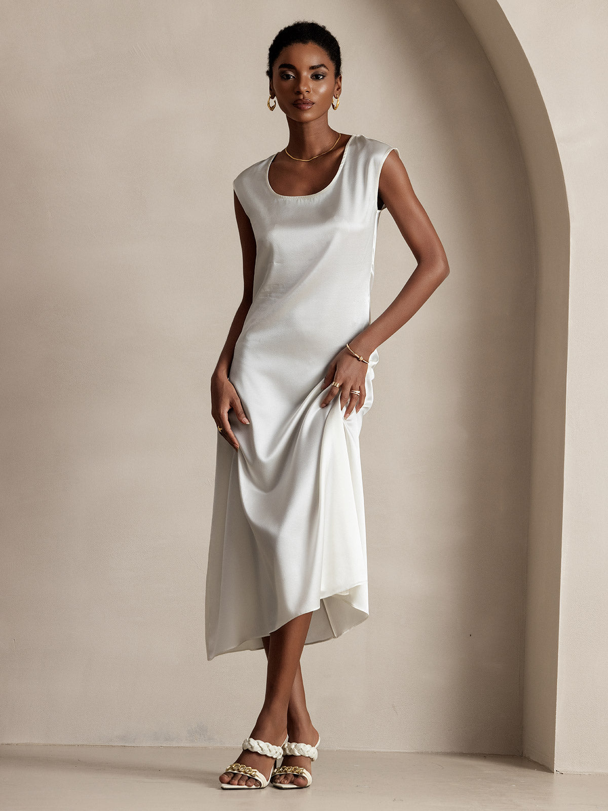 19Momme Soie Col U Sans Manches Robe 19Momme Soie Col U Sans Manches Robe