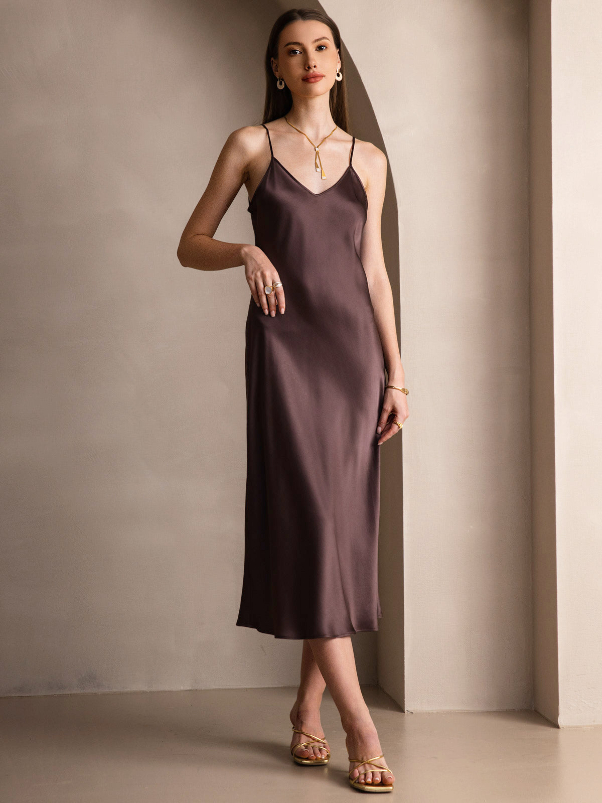 Robe Longue en Soie Pure avec Bretelles Spaghetti Robe Longue en Soie Pure avec Bretelles Spaghetti
