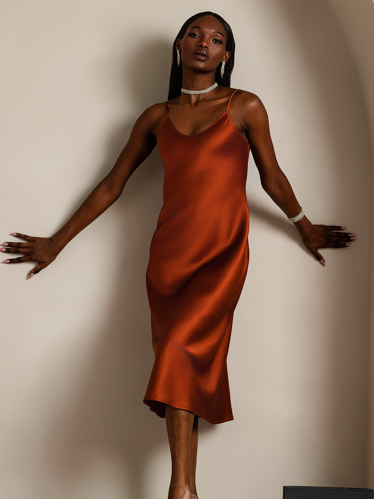Robe Longue en Soie Pure avec Bretelles Spaghetti Robe Longue en Soie Pure avec Bretelles Spaghetti