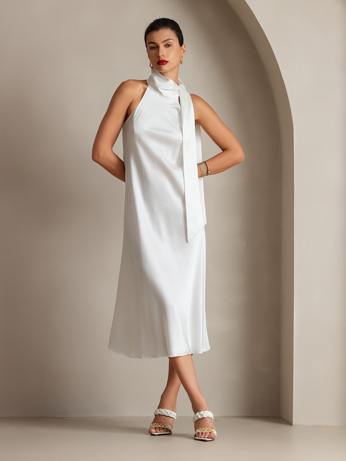 19Momme Soie Nouer Col Maxi Robe 19Momme Soie Nouer Col Maxi Robe