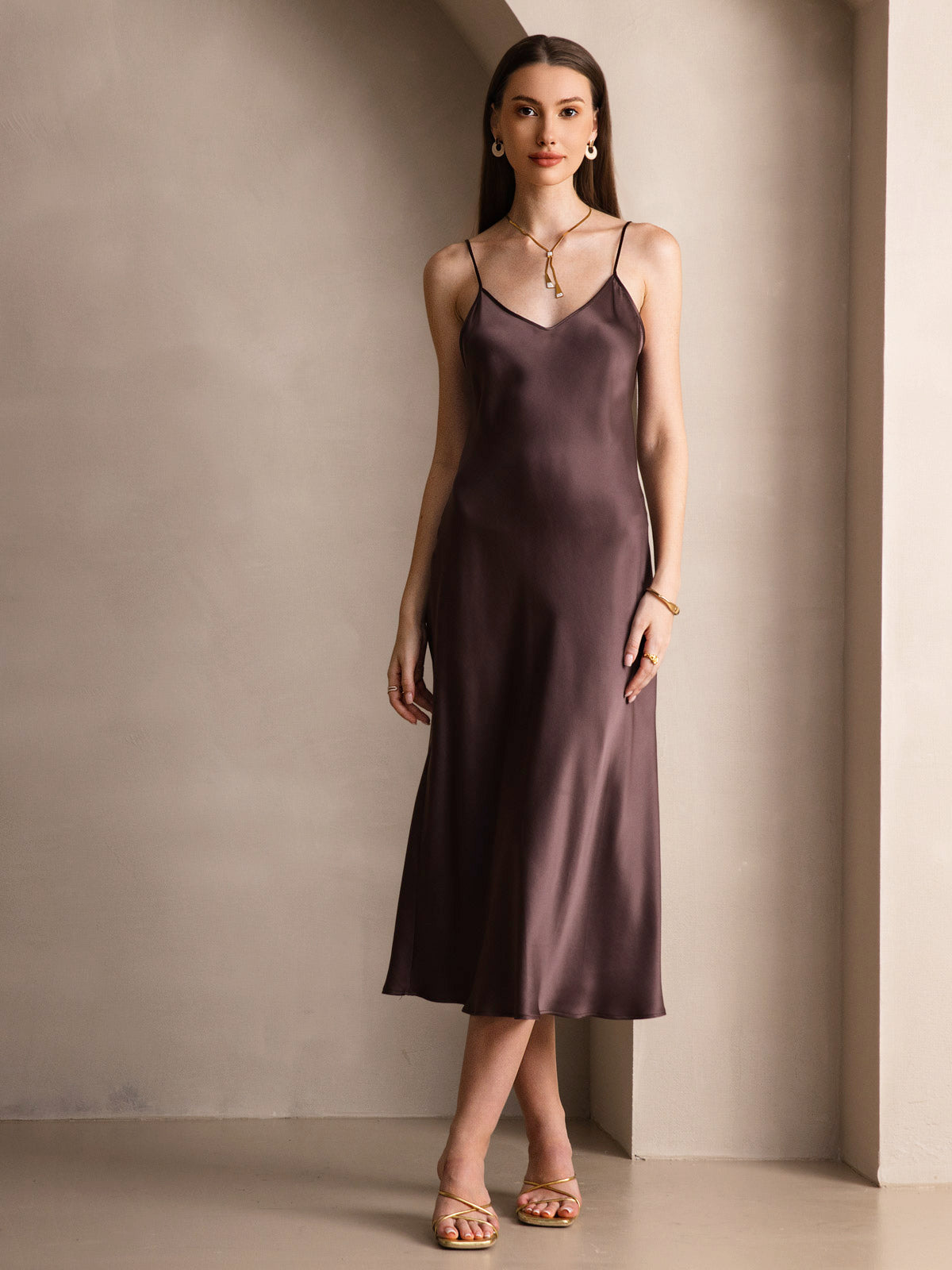 Robe Longue en Soie avec Bretelles Spaghetti Robe Longue en Soie avec Bretelles Spaghetti