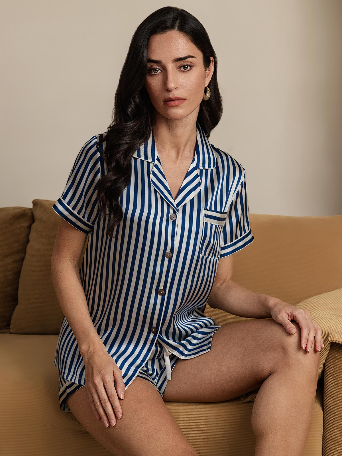 Femme Pyjamas Pure Soie Motif à Rayures Manches Courtes Femme Pyjamas Pure Soie Motif à Rayures Manches Courtes