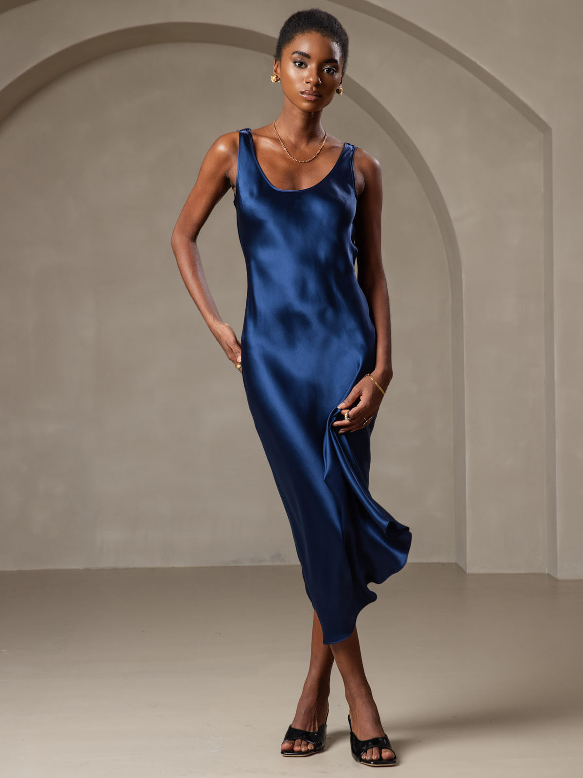Pure Soie Sangle Larges Sans Manches Longue Robe Pure Soie Sangle Larges Sans Manches Longue Robe