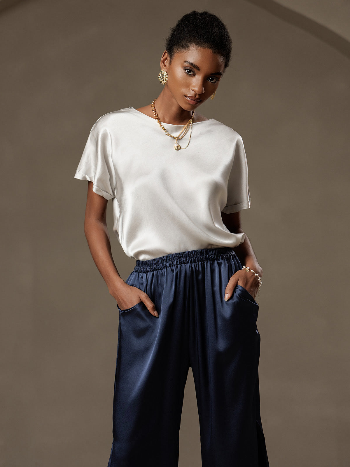 19Momme Soie Décontracté Manches Courtes T-Shirt 19Momme Soie Décontracté Manches Courtes T-Shirt