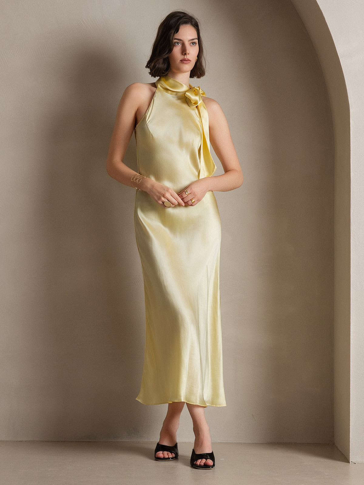 19Momme Soie Nouer Col Robe 19Momme Soie Nouer Col Robe