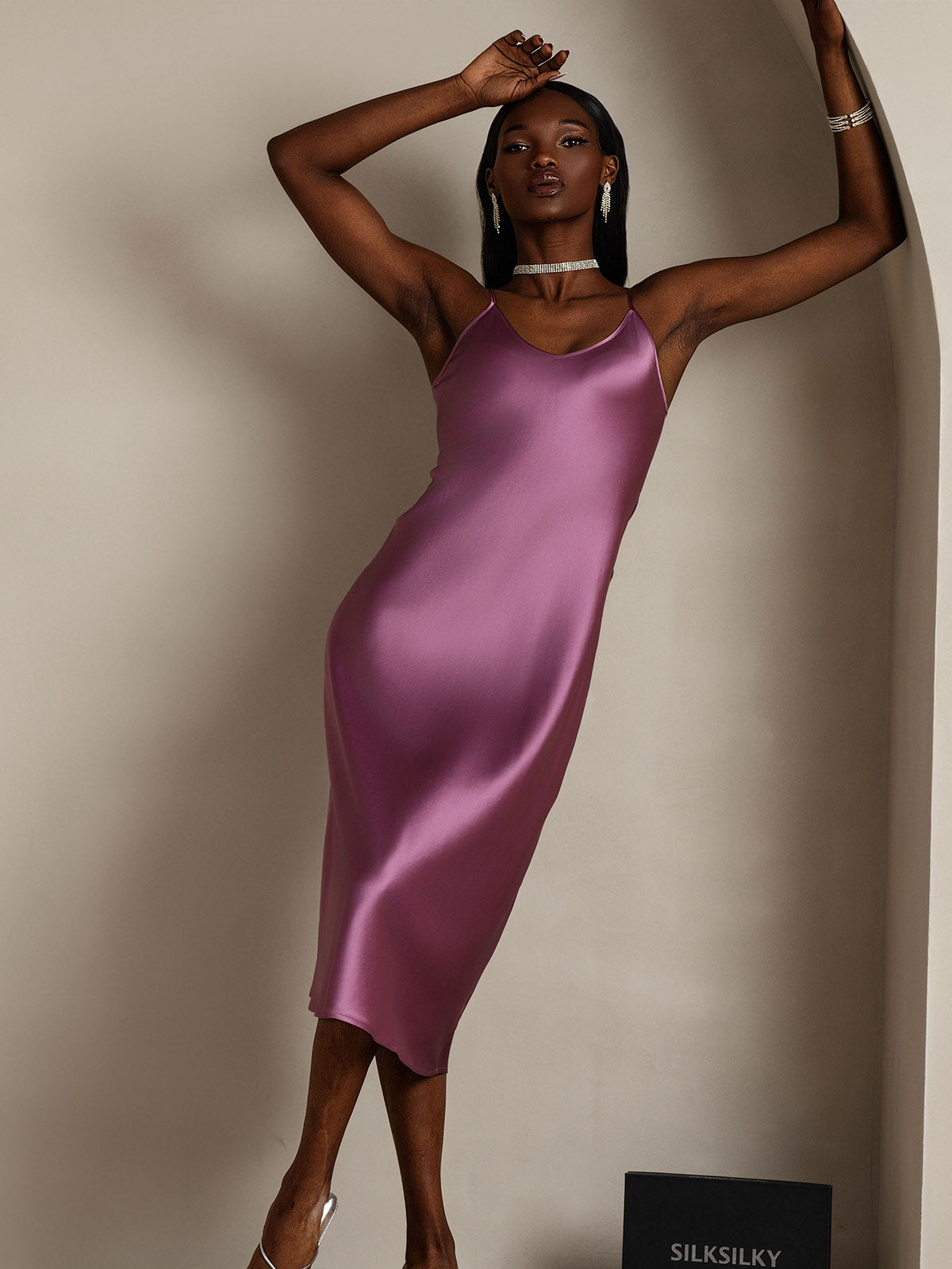 Robe Longue en Soie Pure avec Bretelles Spaghetti Robe Longue en Soie Pure avec Bretelles Spaghetti