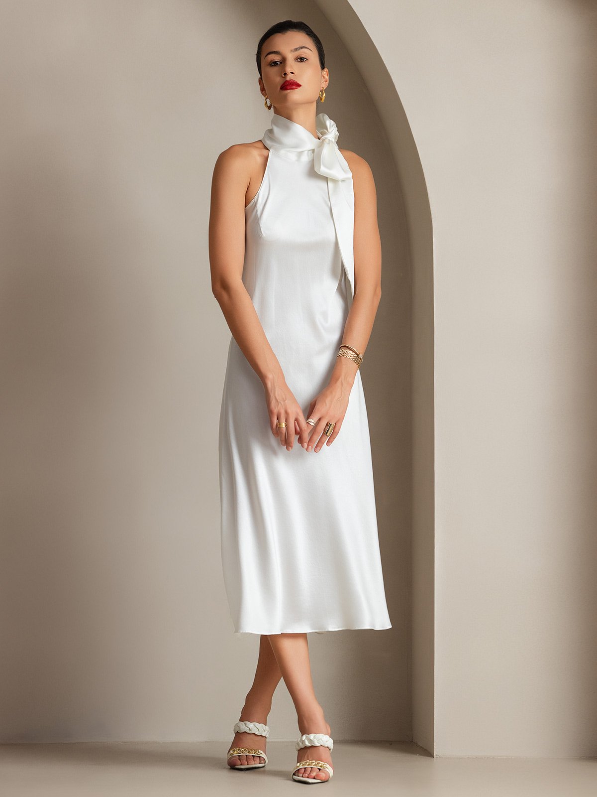 19Momme Soie Nouer Col Maxi Robe 19Momme Soie Nouer Col Maxi Robe