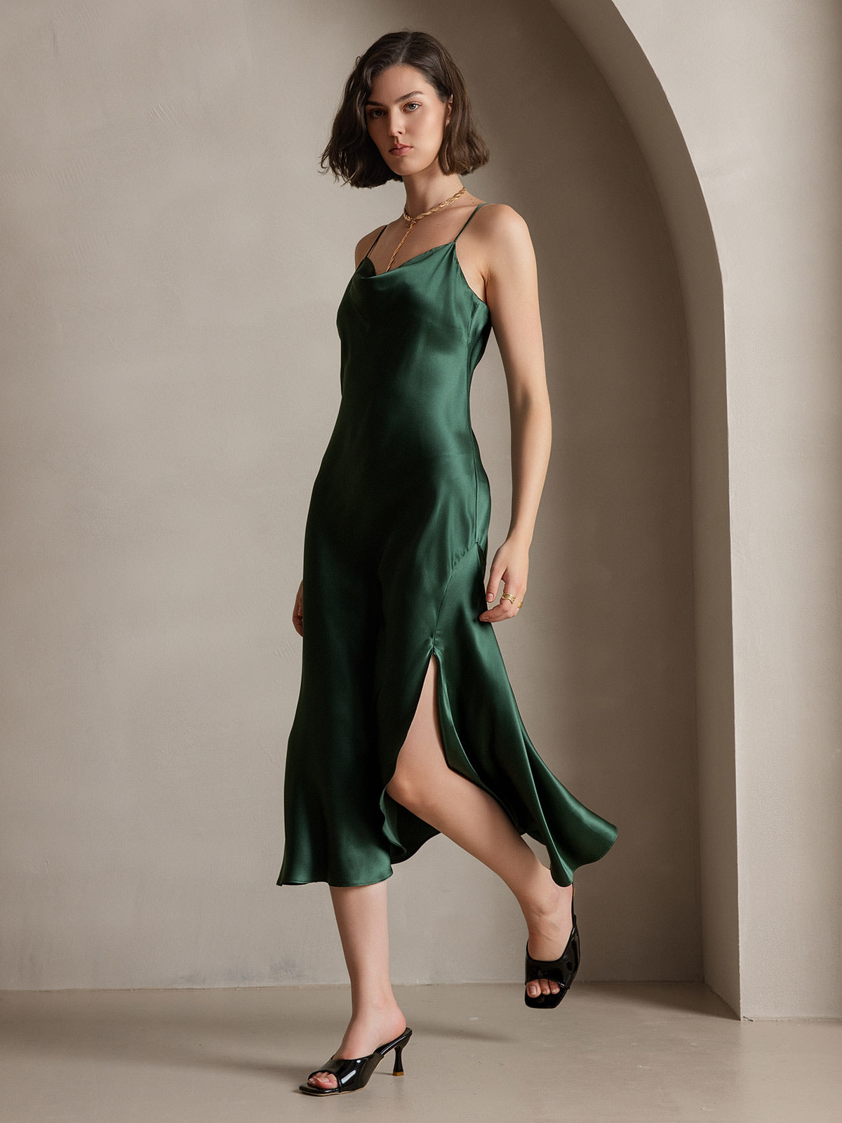 Pure Soie Bretelles Spaghetti Fente Longue Robe Pure Soie Bretelles Spaghetti Fente Longue Robe