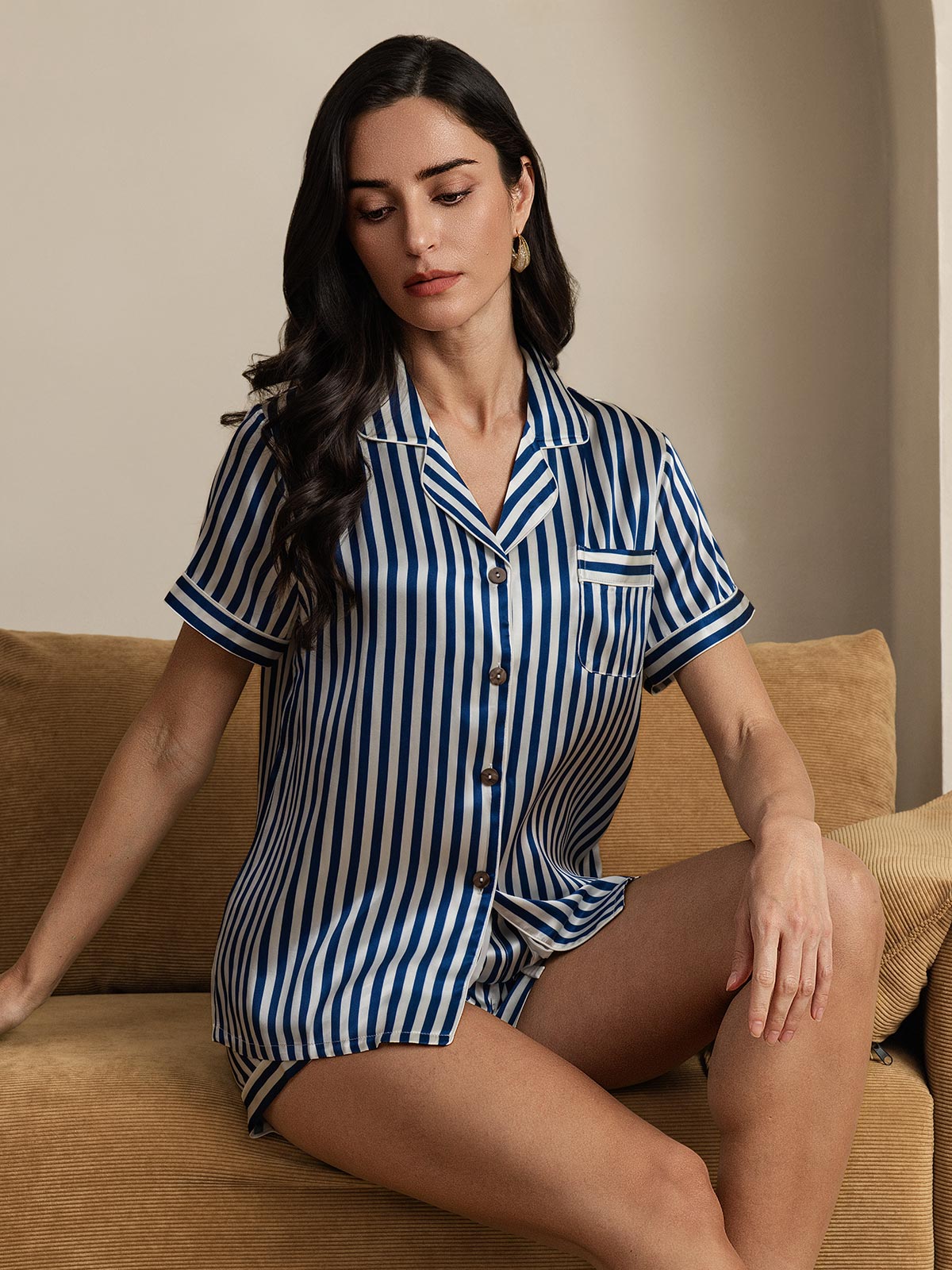 Femme Pyjamas Pure Soie Motif à Rayures Manches Courtes Femme Pyjamas Pure Soie Motif à Rayures Manches Courtes