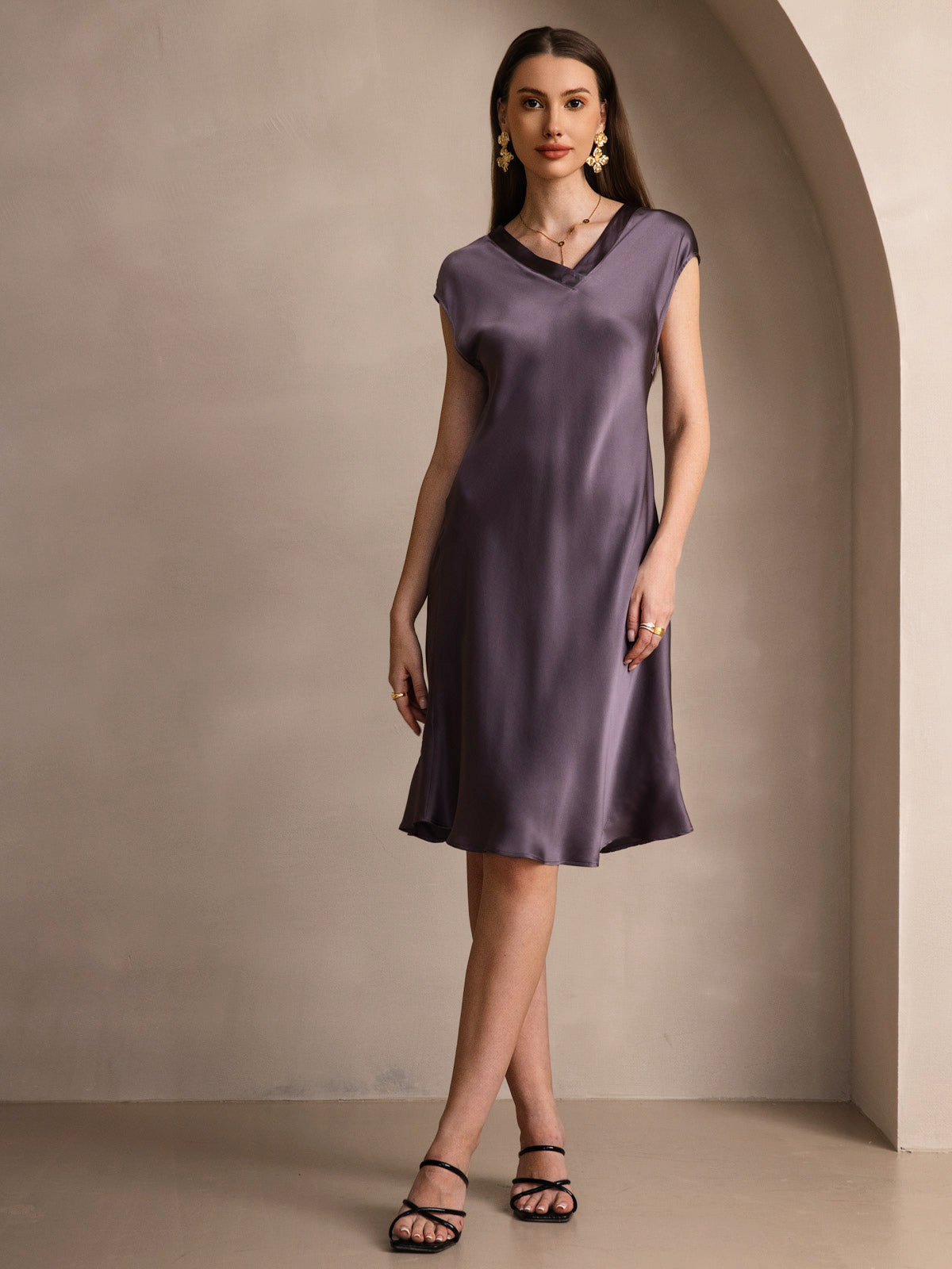 Pure Soie Élégante Cap Sleeve Robe Pure Soie Élégante Cap Sleeve Robe