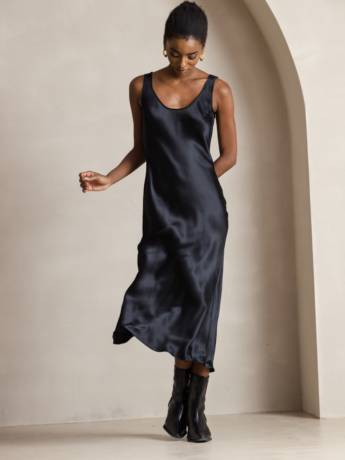 Pure Soie Sangle Larges Sans Manches Longue Robe Pure Soie Sangle Larges Sans Manches Longue Robe
