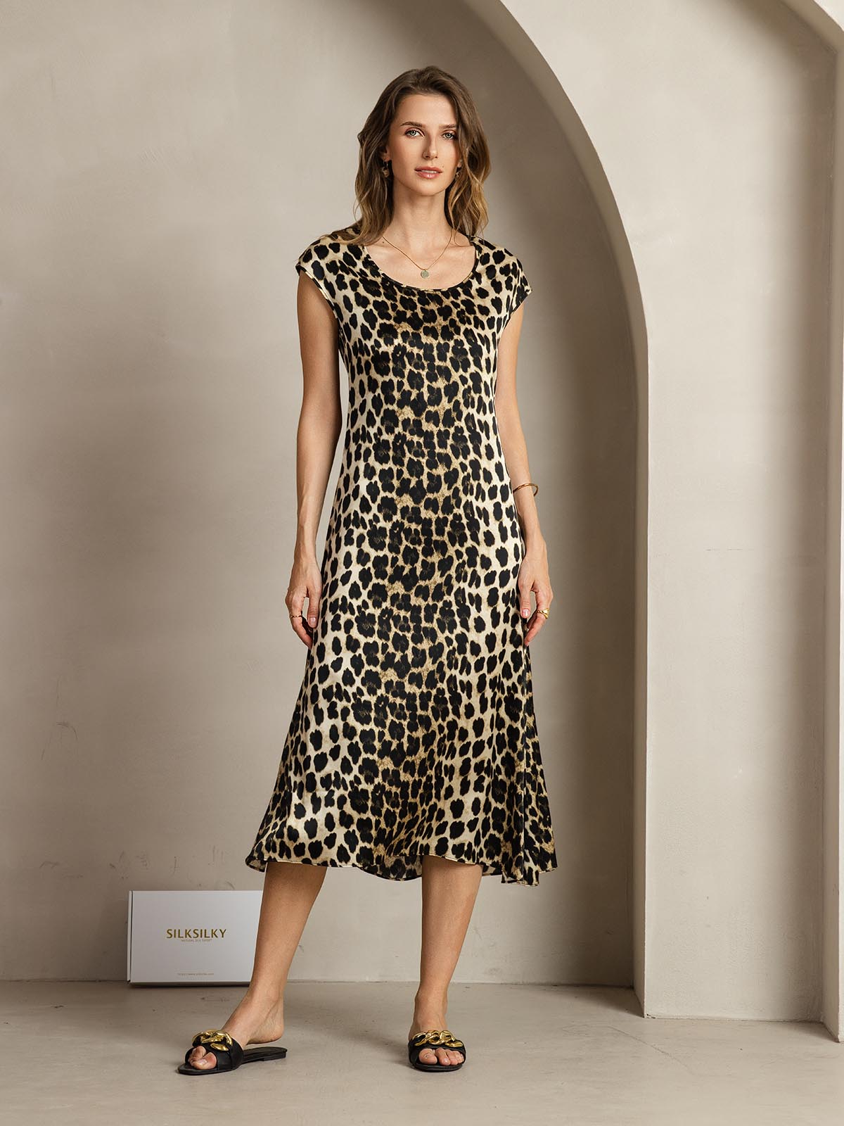19Momme Soie Col U Sans Manches Robe 19Momme Soie Col U Sans Manches Robe