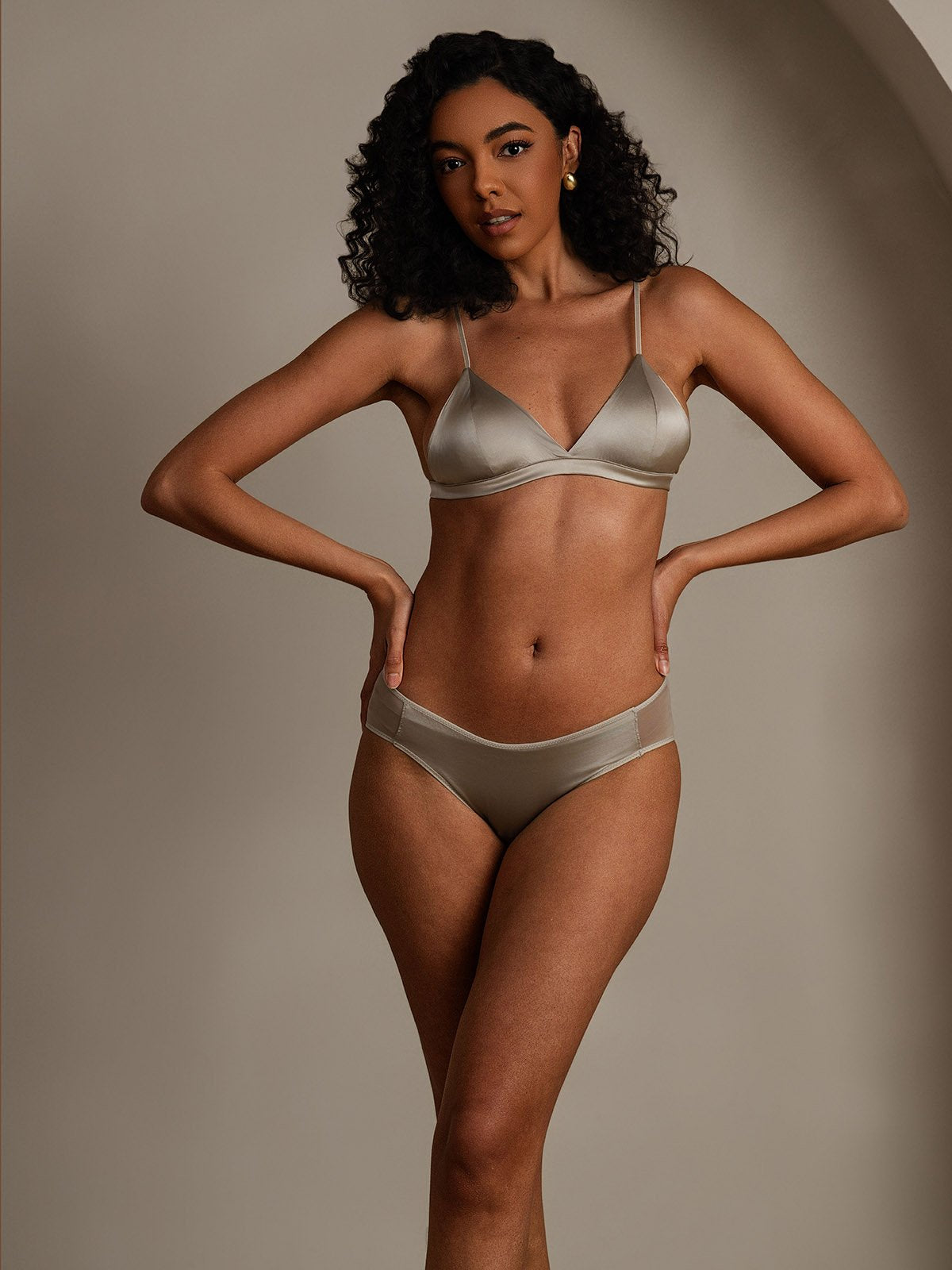 Pure Soie Ensemble soutien-gorge et culotte- 2 pièces Pure Soie Ensemble soutien-gorge et culotte- 2 pièces