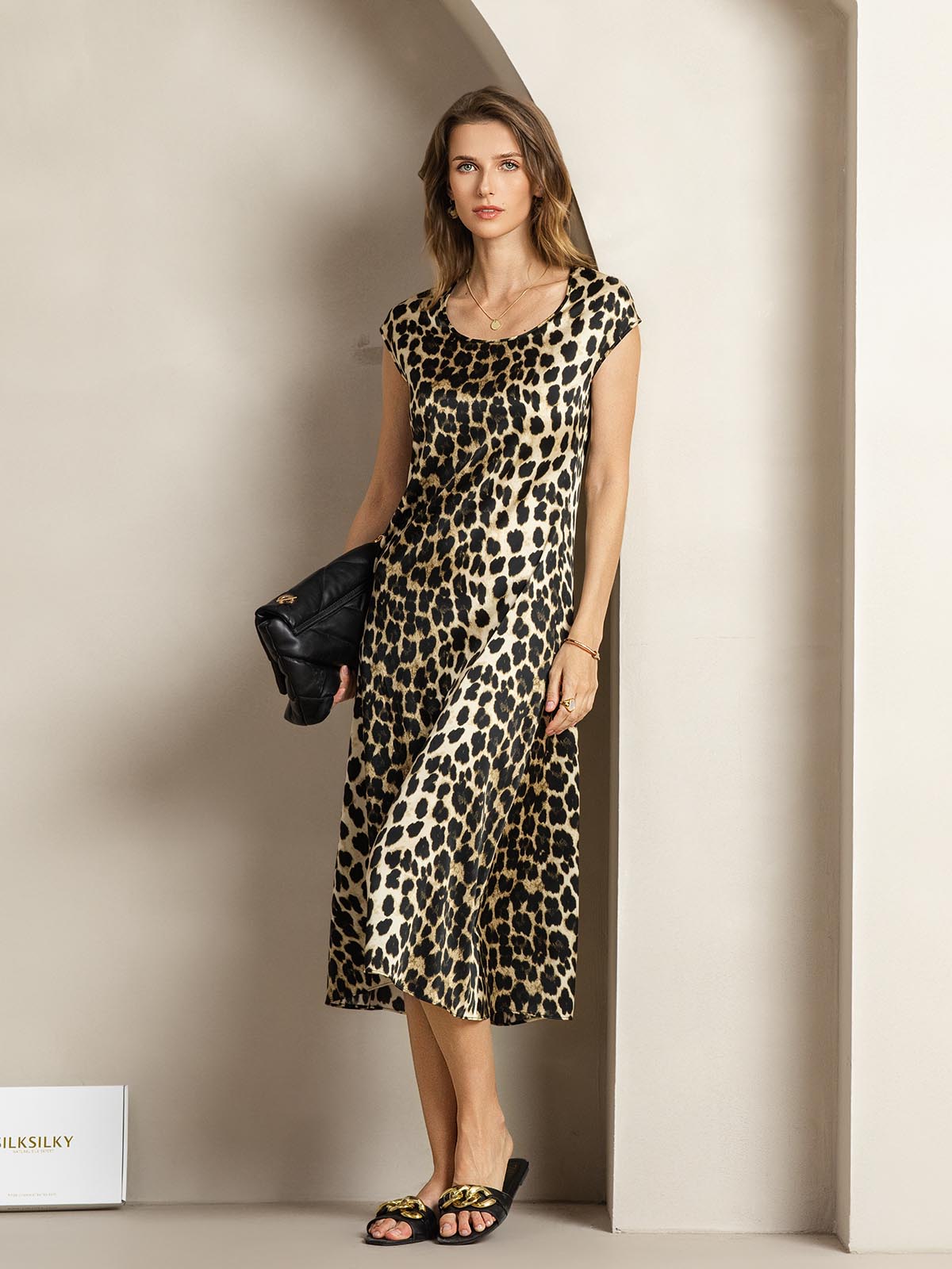 19Momme Soie Col U Sans Manches Robe 19Momme Soie Col U Sans Manches Robe