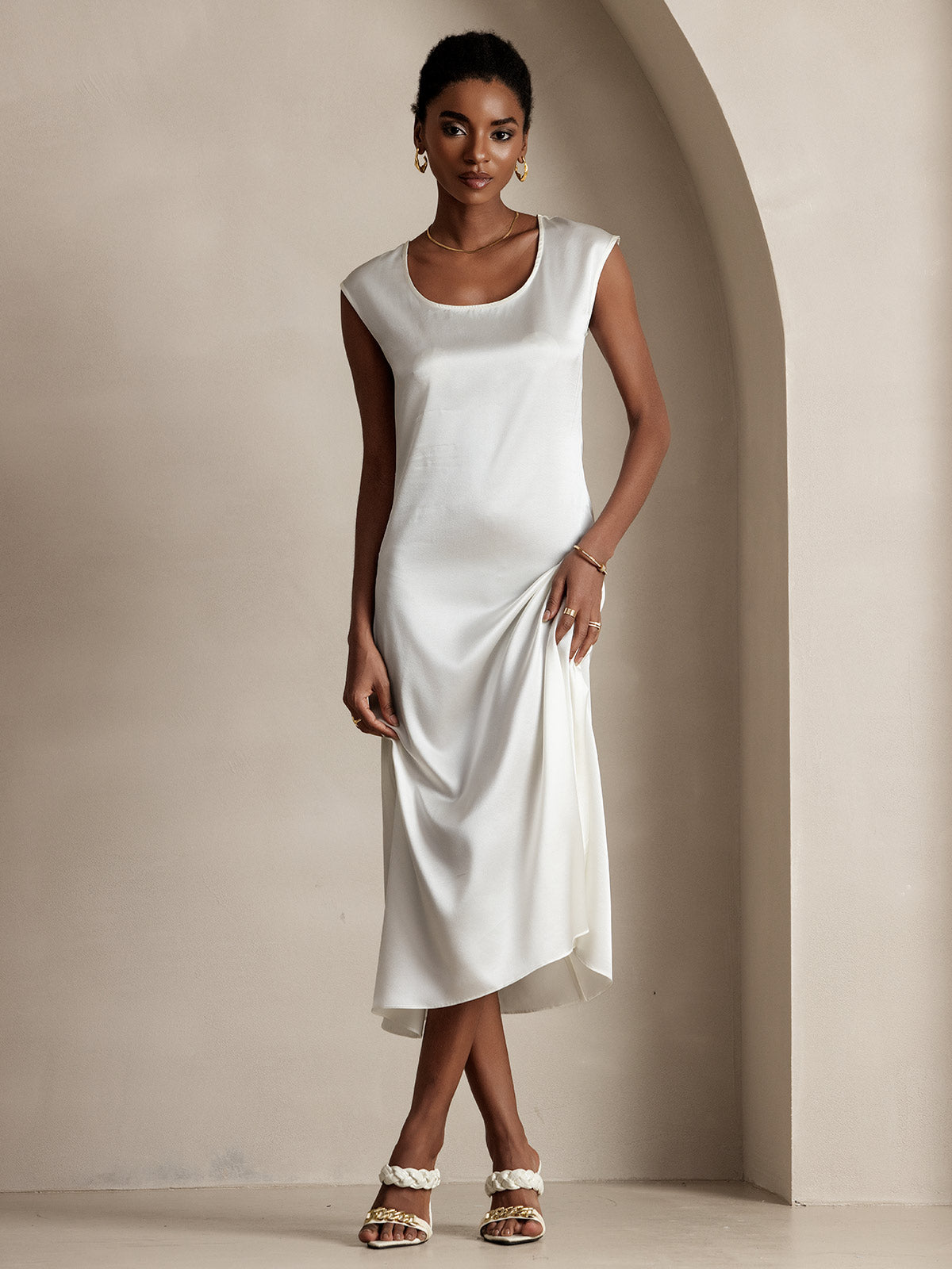 19Momme Soie Col U Sans Manches Robe 19Momme Soie Col U Sans Manches Robe
