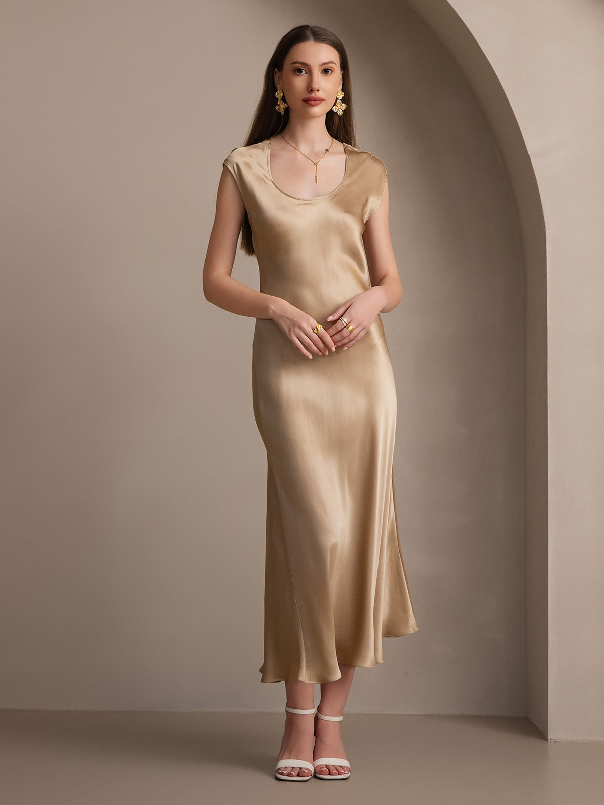 19Momme Soie Col U Sans Manches Robe 19Momme Soie Col U Sans Manches Robe