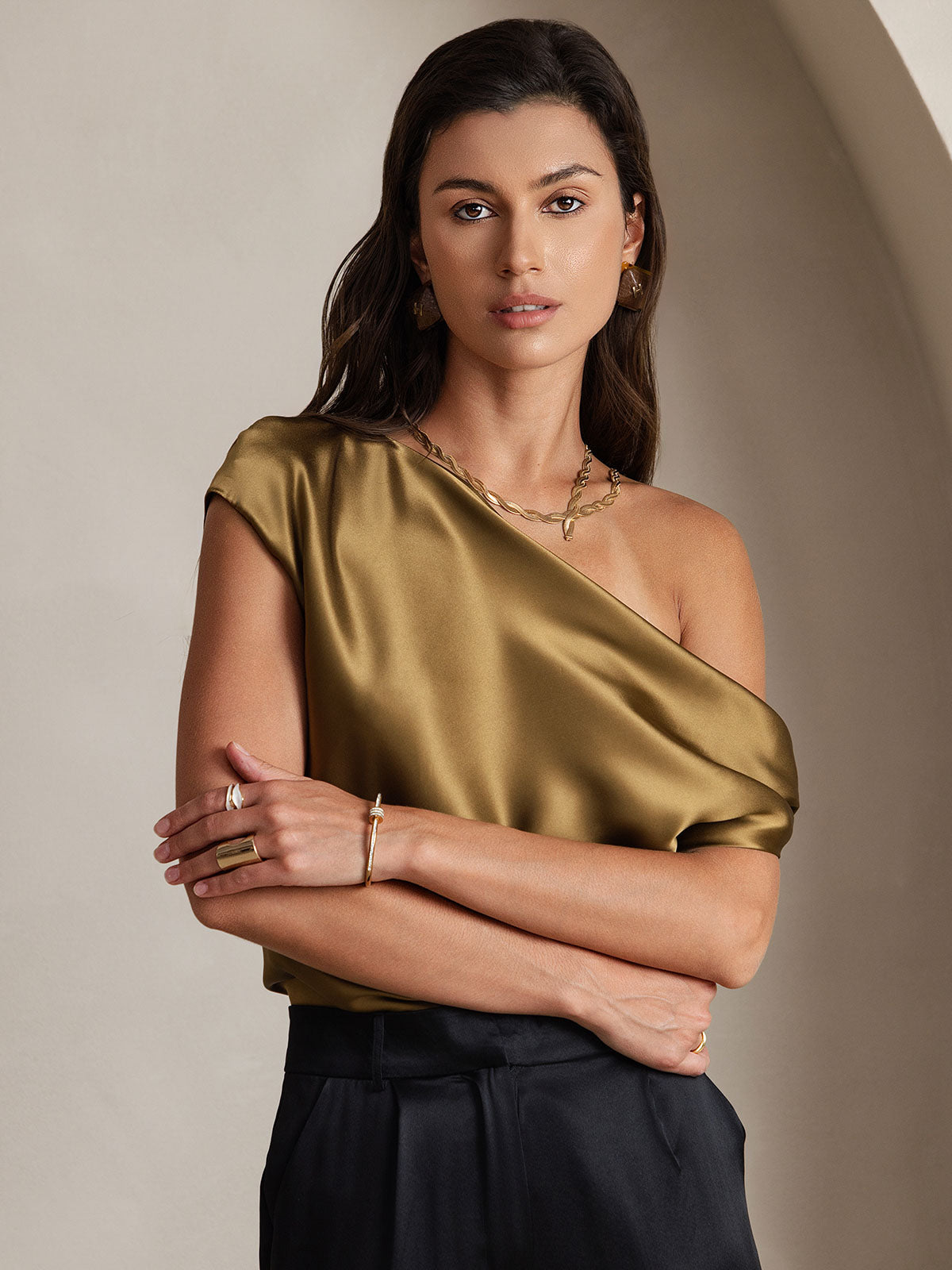 19Momme Soie Chic Unique Épaule Blouse 19Momme Soie Chic Unique Épaule Blouse