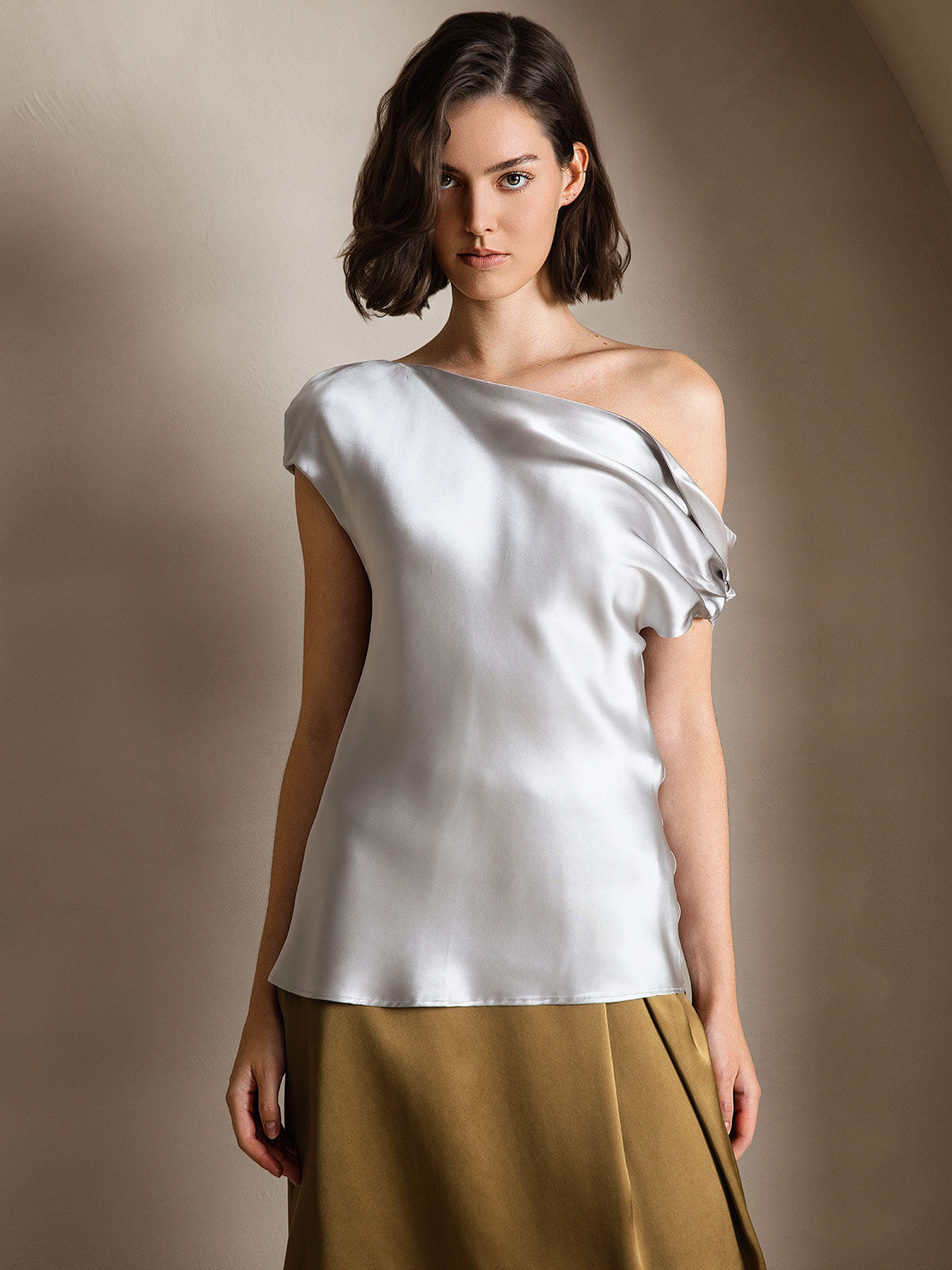 19Momme Soie Chic Unique Épaule Blouse 19Momme Soie Chic Unique Épaule Blouse