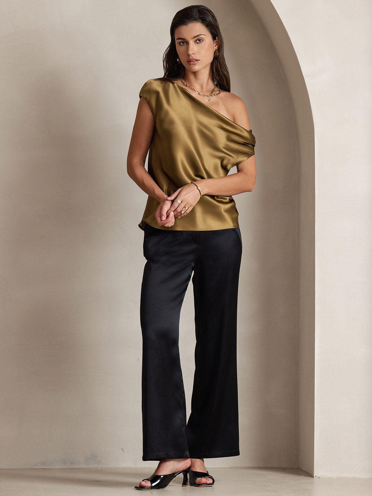 19Momme Soie Chic Unique Épaule Blouse 19Momme Soie Chic Unique Épaule Blouse