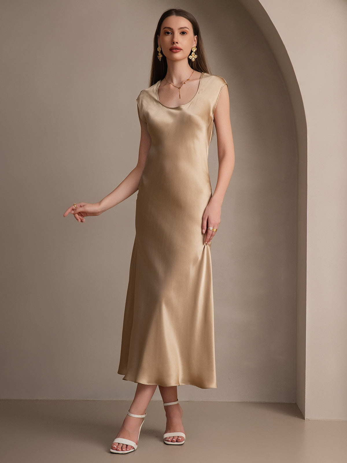 19Momme Soie Col U Sans Manches Robe 19Momme Soie Col U Sans Manches Robe